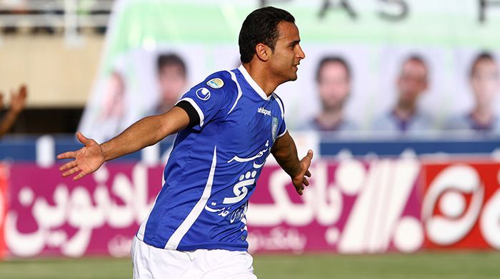 Pas 0 v 2 Esteghlal