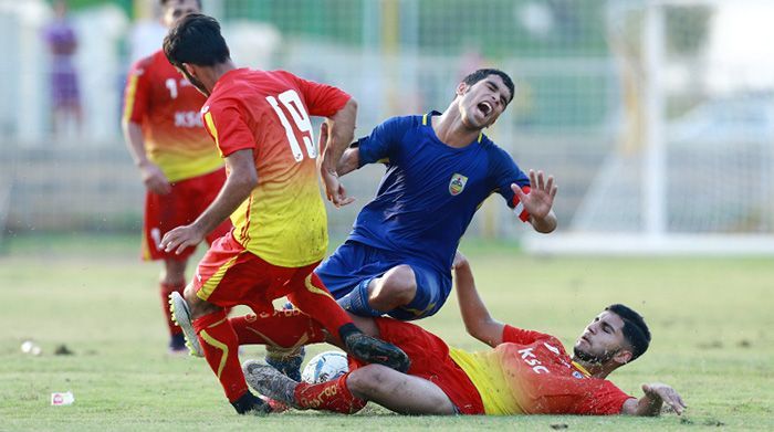 Foulad Khouzestan 2 - 0 Naft Ahvaz