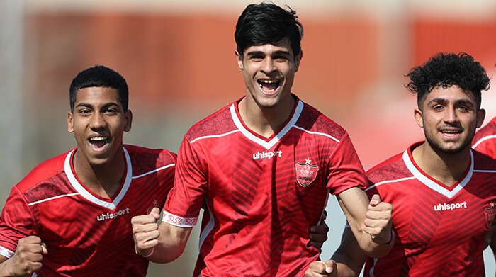 Persepolis 3 v 0 Doosti Mehr