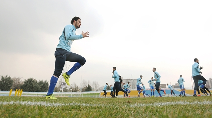 Esteghlal Training Session