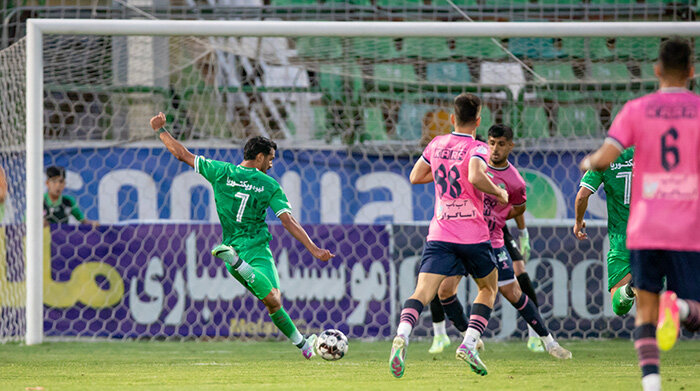 Zob Ahan Esfahan 2 - 0 Aluminium Arak