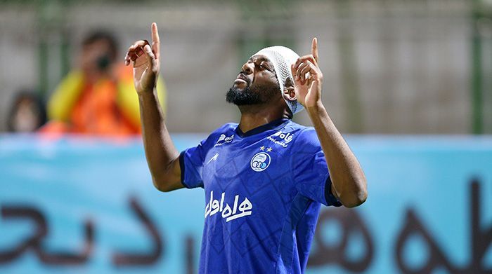 Zob Ahan Esfahan 0 v 2 Esteghlal