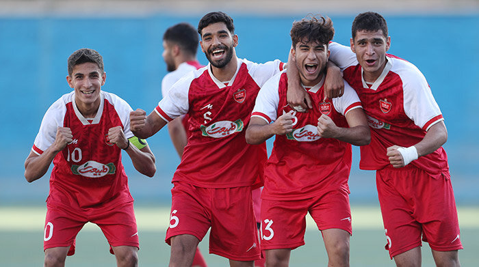 Persepolis 4 v 0 Mehr Yaran