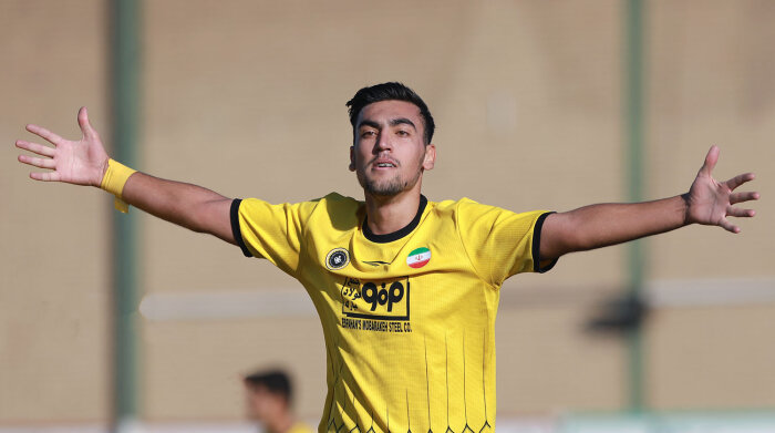 Sepahan 3 v ۱ Gol Gohar Sirjan F.C.