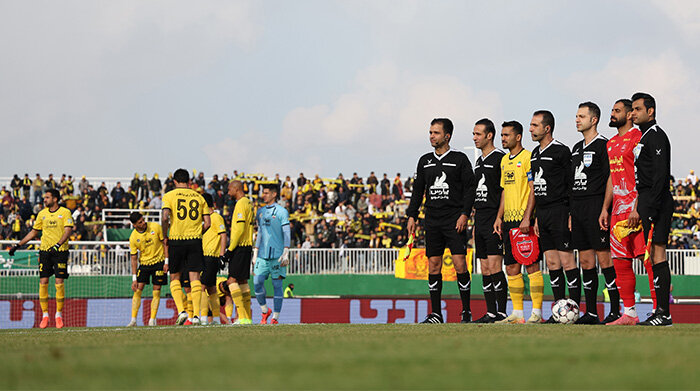 Sepahan ۱ v ۰ Persepolis