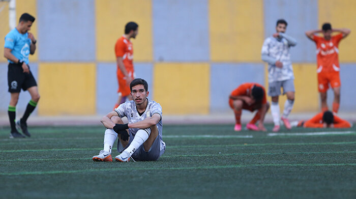 Nirou Zamini Tehran ۱ v ۱ Saipa