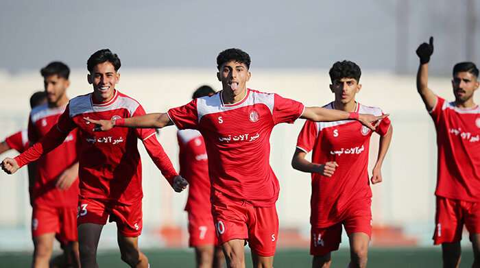 Olympic Andisheh 4 v ۱ Persepolis