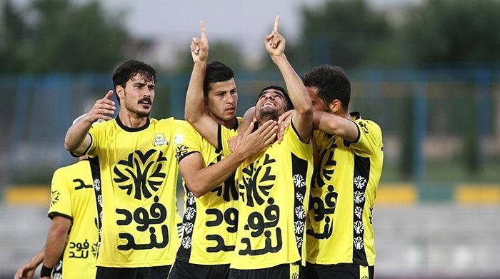 Rah Ahan ۱ v ۰ Sepahan