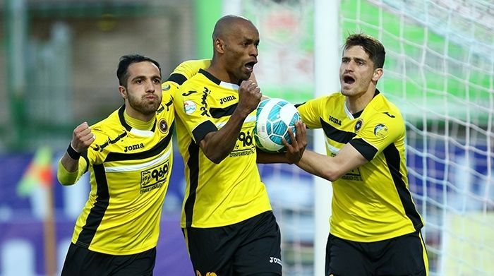 Sepahan 2 v 2 Malvan Bandar Anzali