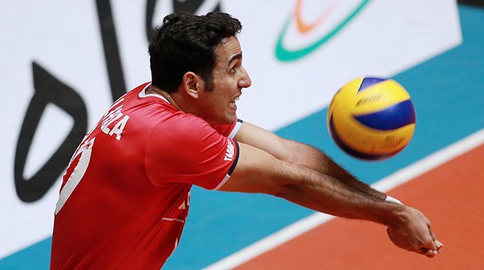 Paykan 2 v 3 Shahrdari Tabriz