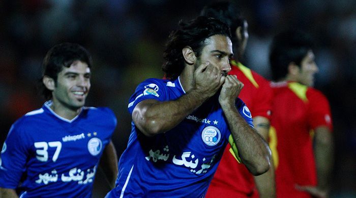 Foulad Khouzestan ۱ v 4 Esteghlal