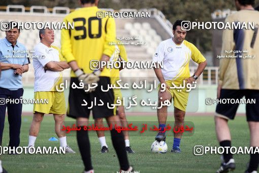 1030053, Tehran, , Esteghlal Football Team Training Session on 2011/08/22 at Shahid Dastgerdi Stadium