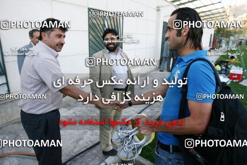 1033928, Tehran, , Persepolis Football Team Training Session on 2011/09/27 at Kheyrieh Amal Stadium