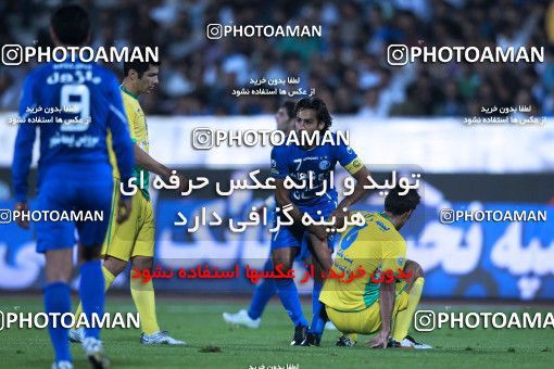 1040169, Tehran, [*parameter:4*], Iran Pro League، Persian Gulf Cup، 2011-12 season، First Leg، Week 10، Esteghlal ۱ v ۱ Rah Ahan on 2011/10/14 at Azadi Stadium