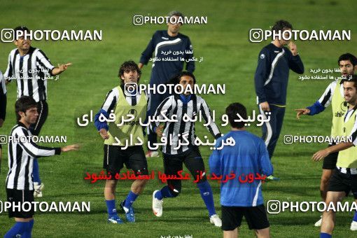 1041133, Tehran, , Esteghlal Football Team Training Session on 2011/10/17 at Shahid Dastgerdi Stadium