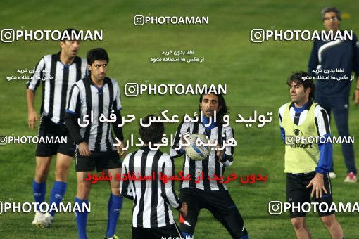 1041122, Tehran, , Esteghlal Football Team Training Session on 2011/10/17 at Shahid Dastgerdi Stadium