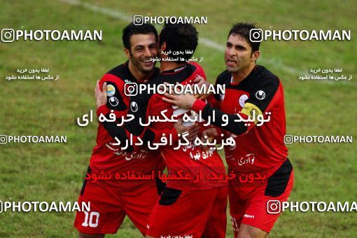 1045127, Rasht, Iran, Iran Pro League، Persian Gulf Cup، 2011-12 season، First Leg، Week 12، Damash Gilan 2 v 3 Persepolis on 2011/10/29 at Shahid Dr. Azodi Stadium