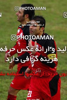 1045213, Rasht, Iran, Iran Pro League، Persian Gulf Cup، 2011-12 season، First Leg، Week 12، Damash Gilan 2 v 3 Persepolis on 2011/10/29 at Shahid Dr. Azodi Stadium