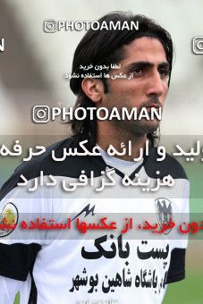 1045519, Tehran, Iran, Iran Pro League، Persian Gulf Cup، 2011-12 season، First Leg، Week 12، Naft Tehran 2 v ۱ Shahin Boushehr on 2011/10/29 at Shahid Dastgerdi Stadium