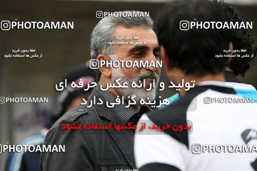 1045572, Tehran, Iran, لیگ برتر فوتبال ایران، Persian Gulf Cup، Week 12، First Leg، Naft Tehran 2 v 1 Shahin Boushehr on 2011/10/29 at Shahid Dastgerdi Stadium