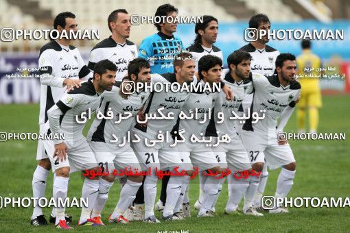 1045555, Tehran, Iran, Iran Pro League، Persian Gulf Cup، 2011-12 season، First Leg، Week 12، Naft Tehran 2 v ۱ Shahin Boushehr on 2011/10/29 at Shahid Dastgerdi Stadium