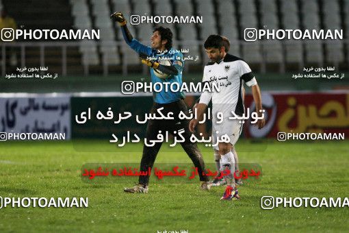 1045588, Tehran, Iran, Iran Pro League، Persian Gulf Cup، 2011-12 season، First Leg، Week 12، Naft Tehran 2 v ۱ Shahin Boushehr on 2011/10/29 at Shahid Dastgerdi Stadium