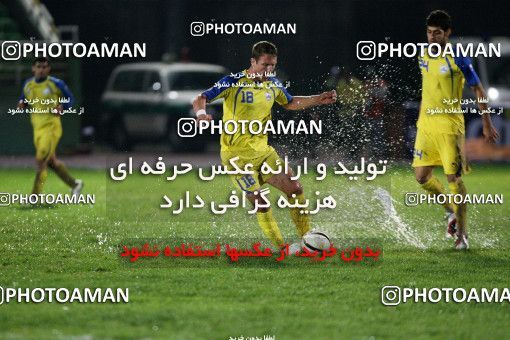 1045528, Tehran, Iran, Iran Pro League، Persian Gulf Cup، 2011-12 season، First Leg، Week 12، Naft Tehran 2 v ۱ Shahin Boushehr on 2011/10/29 at Shahid Dastgerdi Stadium