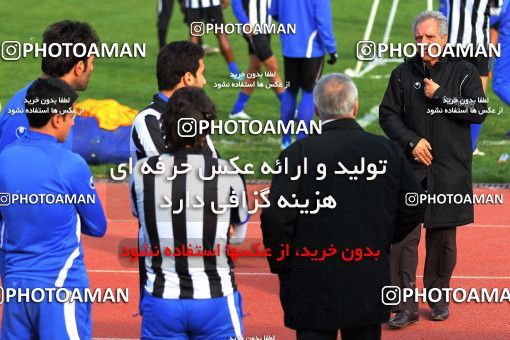 1046652, Tehran, , Esteghlal Football Team Training Session on 2011/11/18 at Shahid Dastgerdi Stadium