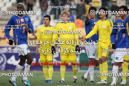 1406613, Tehran, [*parameter:4*], Iran Pro League، Persian Gulf Cup، 2011-12 season، First Leg، Week 15، Naft Tehran ۱ v 3 Sanat Naft Abadan on 2011/12/03 at Shahid Dastgerdi Stadium