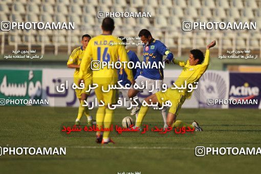 1406945, Tehran, [*parameter:4*], Iran Pro League، Persian Gulf Cup، 2011-12 season، First Leg، Week 15، Naft Tehran ۱ v 3 Sanat Naft Abadan on 2011/12/03 at Shahid Dastgerdi Stadium