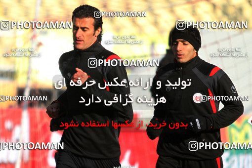 1048996, Tehran, [*parameter:4*], Iran Pro League، Persian Gulf Cup، 2011-12 season، First Leg، Week 15، Shahrdari Tabriz ۱ v 2 Esteghlal on 2011/12/03 at Yadegar-e Emam Stadium