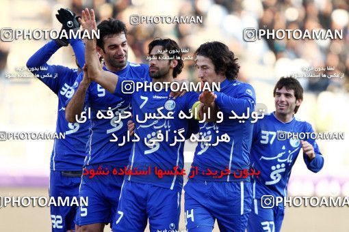 1049160, Tehran, [*parameter:4*], Iran Pro League، Persian Gulf Cup، 2011-12 season، First Leg، Week 15، Shahrdari Tabriz ۱ v 2 Esteghlal on 2011/12/03 at Yadegar-e Emam Stadium