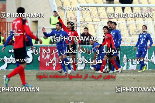 1049154, Tehran, [*parameter:4*], Iran Pro League، Persian Gulf Cup، 2011-12 season، First Leg، Week 15، Shahrdari Tabriz ۱ v 2 Esteghlal on 2011/12/03 at Yadegar-e Emam Stadium