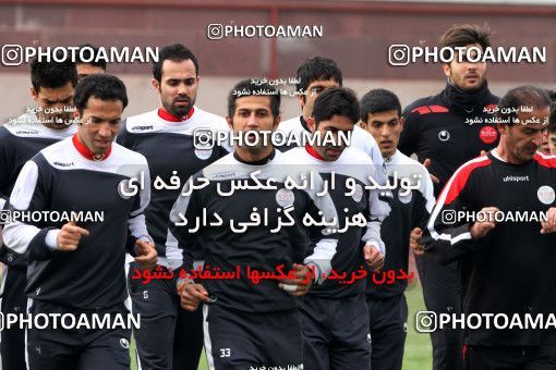 1050106, Tehran, , Persepolis Football Team Training Session on 2011/12/25 at Derafshifar Stadium