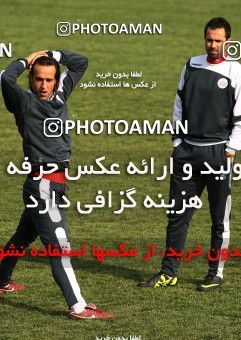 1050208, Tehran, , Persepolis Football Team Training Session on 2011/12/25 at Derafshifar Stadium