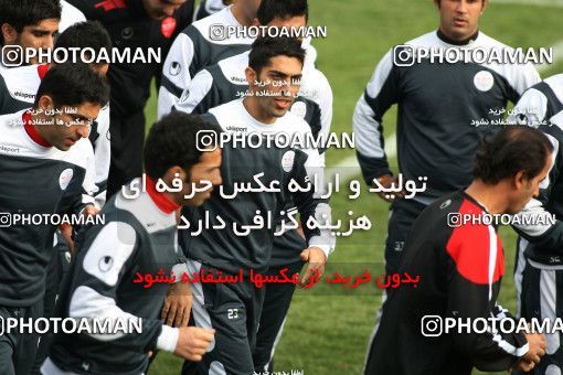 1050182, Tehran, , Persepolis Football Team Training Session on 2011/12/25 at Derafshifar Stadium