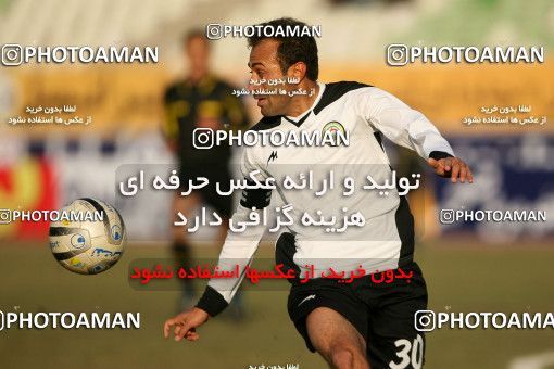 1050421, Tehran, [*parameter:4*], Iran Pro League، Persian Gulf Cup، 2011-12 season، Second Leg، Week 18، Naft Tehran ۱ v ۰ Fajr-e Sepasi Shiraz on 2012/01/05 at Shahid Dastgerdi Stadium