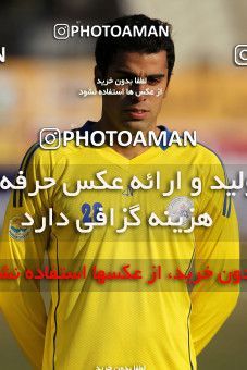 1050533, Tehran, [*parameter:4*], Iran Pro League، Persian Gulf Cup، 2011-12 season، Second Leg، Week 18، Naft Tehran ۱ v ۰ Fajr-e Sepasi Shiraz on 2012/01/05 at Shahid Dastgerdi Stadium