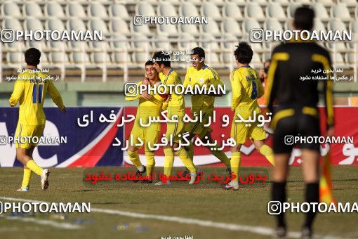 1050520, Tehran, [*parameter:4*], Iran Pro League، Persian Gulf Cup، 2011-12 season، Second Leg، Week 18، Naft Tehran ۱ v ۰ Fajr-e Sepasi Shiraz on 2012/01/05 at Shahid Dastgerdi Stadium