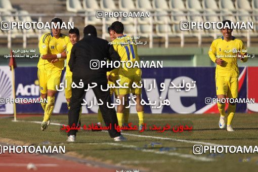 1050665, Tehran, [*parameter:4*], Iran Pro League، Persian Gulf Cup، 2011-12 season، Second Leg، Week 18، Naft Tehran ۱ v ۰ Fajr-e Sepasi Shiraz on 2012/01/05 at Shahid Dastgerdi Stadium