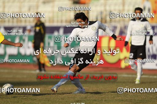 1050568, Tehran, [*parameter:4*], Iran Pro League، Persian Gulf Cup، 2011-12 season، Second Leg، Week 18، Naft Tehran ۱ v ۰ Fajr-e Sepasi Shiraz on 2012/01/05 at Shahid Dastgerdi Stadium