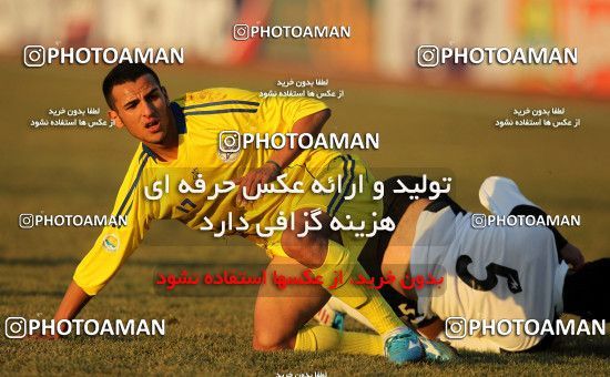 1050650, Tehran, [*parameter:4*], Iran Pro League، Persian Gulf Cup، 2011-12 season، Second Leg، Week 18، Naft Tehran ۱ v ۰ Fajr-e Sepasi Shiraz on 2012/01/05 at Shahid Dastgerdi Stadium