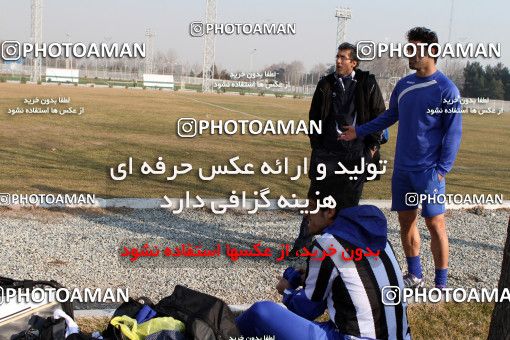 1051123, Tehran, , Esteghlal Football Team Training Session on 2012/01/09 at زمین شماره 3 ورزشگاه آزادی