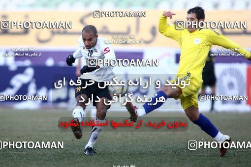 1052549, Tehran, [*parameter:4*], Iran Pro League، Persian Gulf Cup، 2011-12 season، Second Leg، Week 22، Naft Tehran ۰ v ۱ Sepahan on 2012/01/25 at Shahid Dastgerdi Stadium