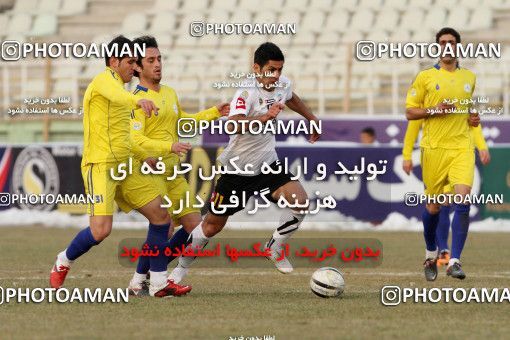 1052831, Tehran, [*parameter:4*], Iran Pro League، Persian Gulf Cup، 2011-12 season، Second Leg، Week 22، Naft Tehran ۰ v ۱ Sepahan on 2012/01/25 at Shahid Dastgerdi Stadium