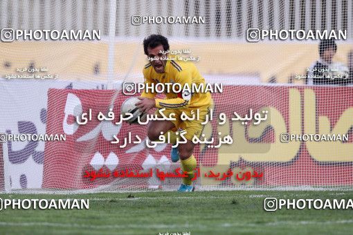 1053524, Tehran, [*parameter:4*], Iran Pro League، Persian Gulf Cup، 2011-12 season، Second Leg، Week 24، Naft Tehran ۱ v ۱ Tractor S.C. on 2012/02/03 at Shahid Dastgerdi Stadium