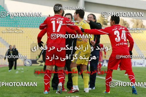 1053624, Tehran, [*parameter:4*], Iran Pro League، Persian Gulf Cup، 2011-12 season، Second Leg، Week 24، Naft Tehran ۱ v ۱ Tractor S.C. on 2012/02/03 at Shahid Dastgerdi Stadium