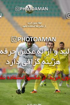 1055410, Tehran, [*parameter:4*], لیگ برتر فوتبال ایران، Persian Gulf Cup، Week 26، Second Leg، Naft Tehran 0 v 1 Zob Ahan Esfahan on 2012/02/15 at Shahid Dastgerdi Stadium