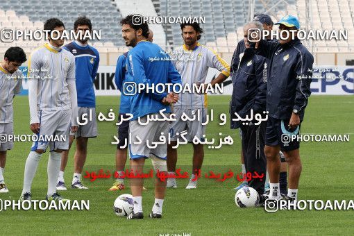 1058050, Tehran, , AFC Champions League 2012, Al-Gharafa SC Football Team Training Session on 2012/04/16 at Azadi Stadium