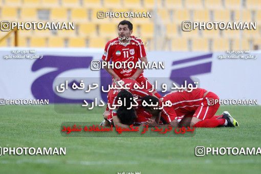 1058412, Tehran, [*parameter:4*], Iran Pro League، Persian Gulf Cup، 2011-12 season، Second Leg، Week 31، Rah Ahan ۰ v ۱ Tractor S.C. on 2012/04/22 at Takhti Stadium